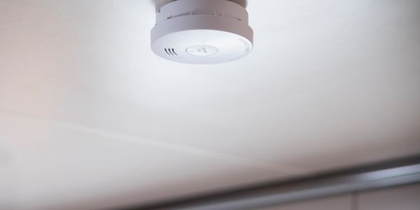 Smoke detectors & hazard detectors